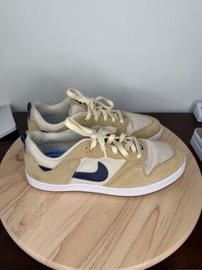 NIKE Alleyoop SB Club Gold Navy Sneakers Shoes Skateboarding Mens 8.5 CJ0882-700